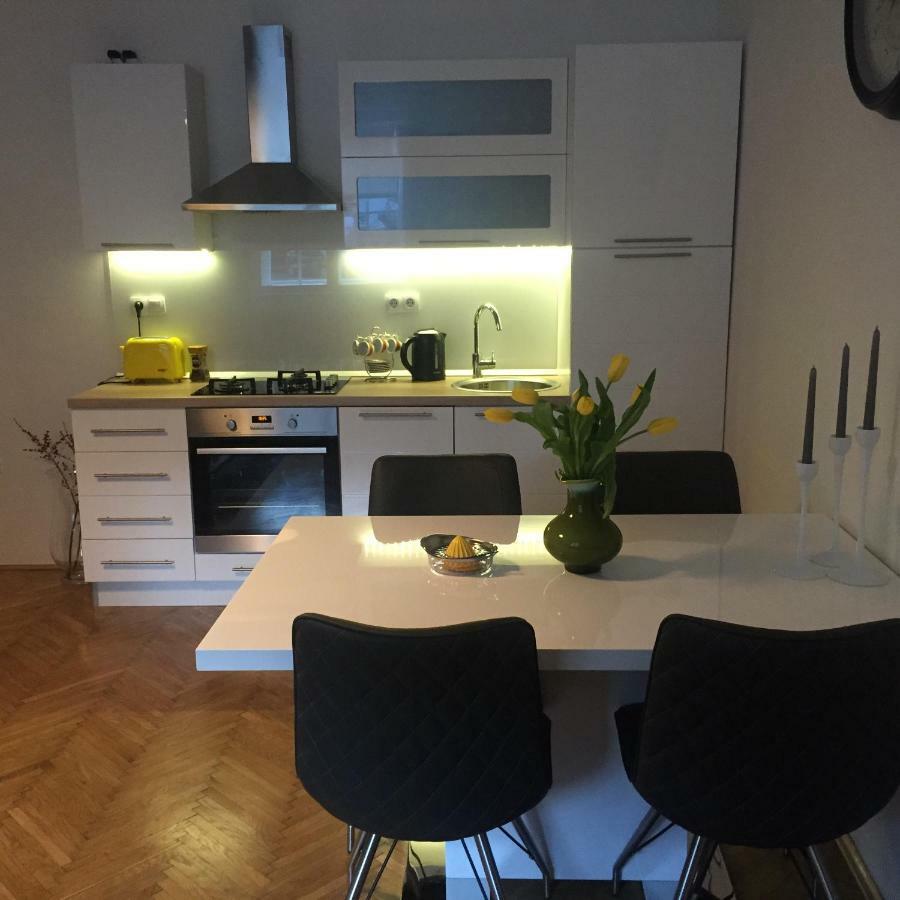 Apartment Iva Zagreb Exterior photo